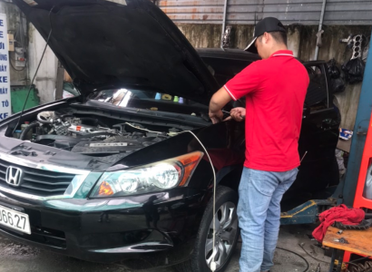 Sơn mới xe ô tô theo yêu cầu