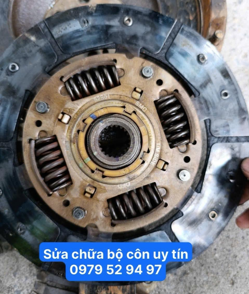 Bảo dưỡng côn xe ô tô