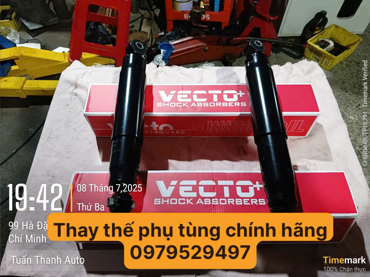 Thay thế phụ tùng oto chính hãng